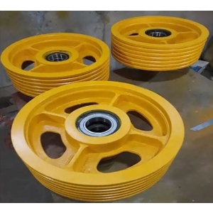 فلکه هرزگرد کوثر چدنی ۵ شیار قطر ۴۴ سانتیمتر ایران